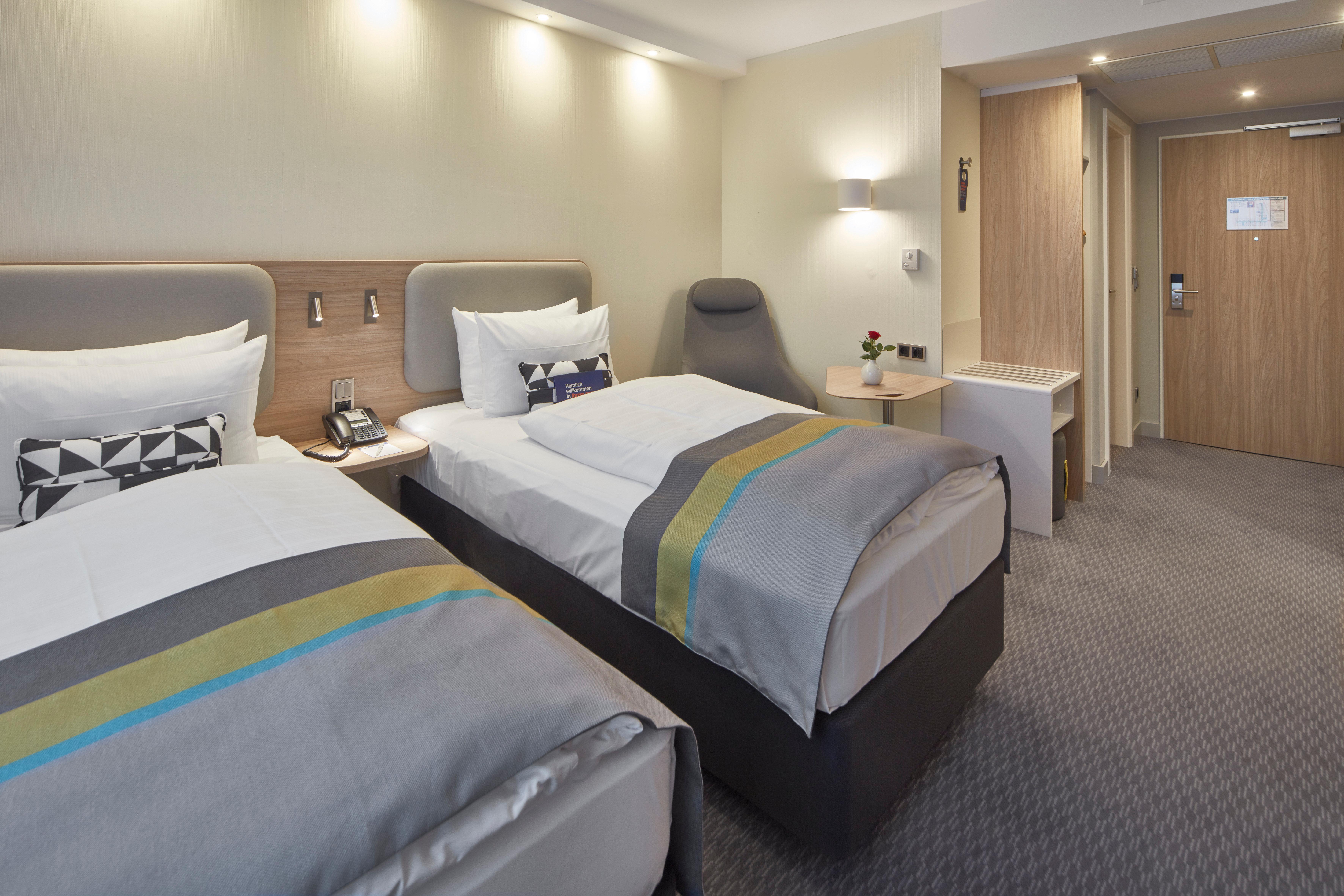 Holiday Inn Express - Merzig, An Ihg Hotel Zewnętrze zdjęcie