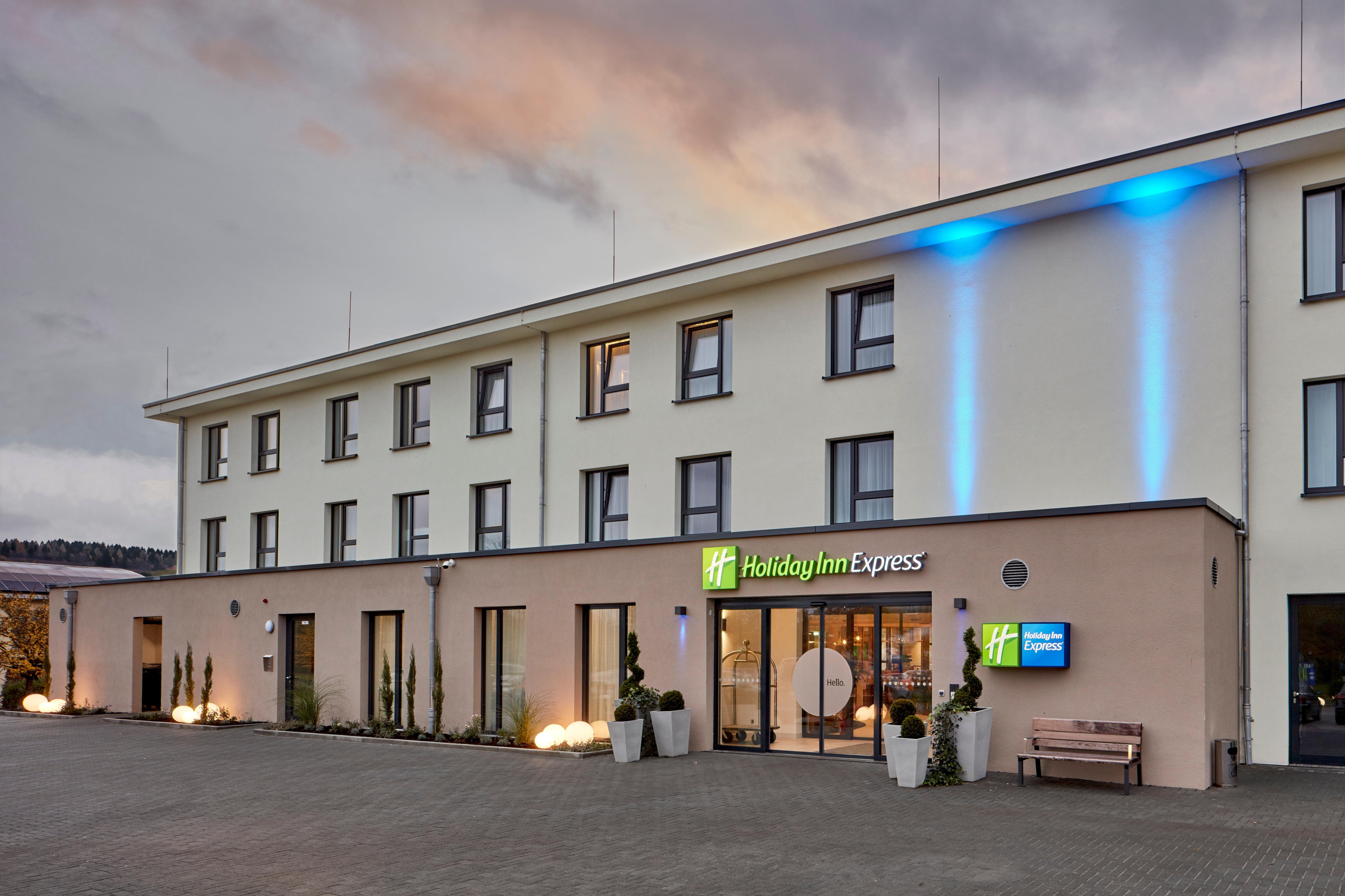 Holiday Inn Express - Merzig, An Ihg Hotel Zewnętrze zdjęcie